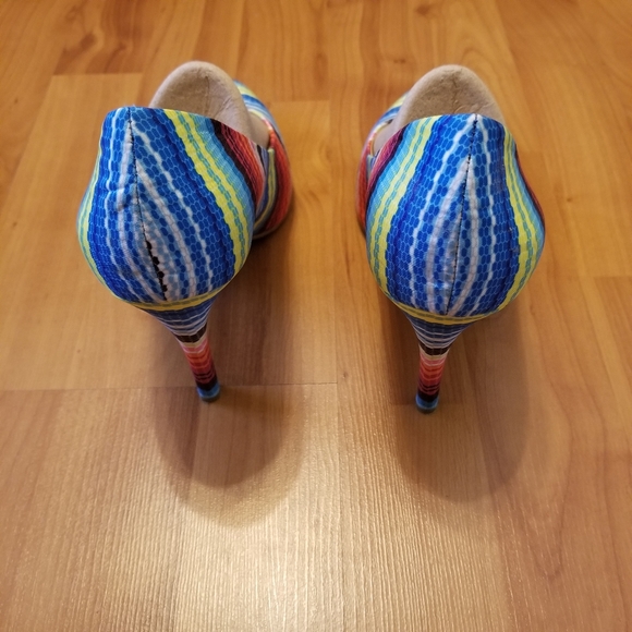 Gianni Bini party heels size 8.5 - Picture 2 of 6